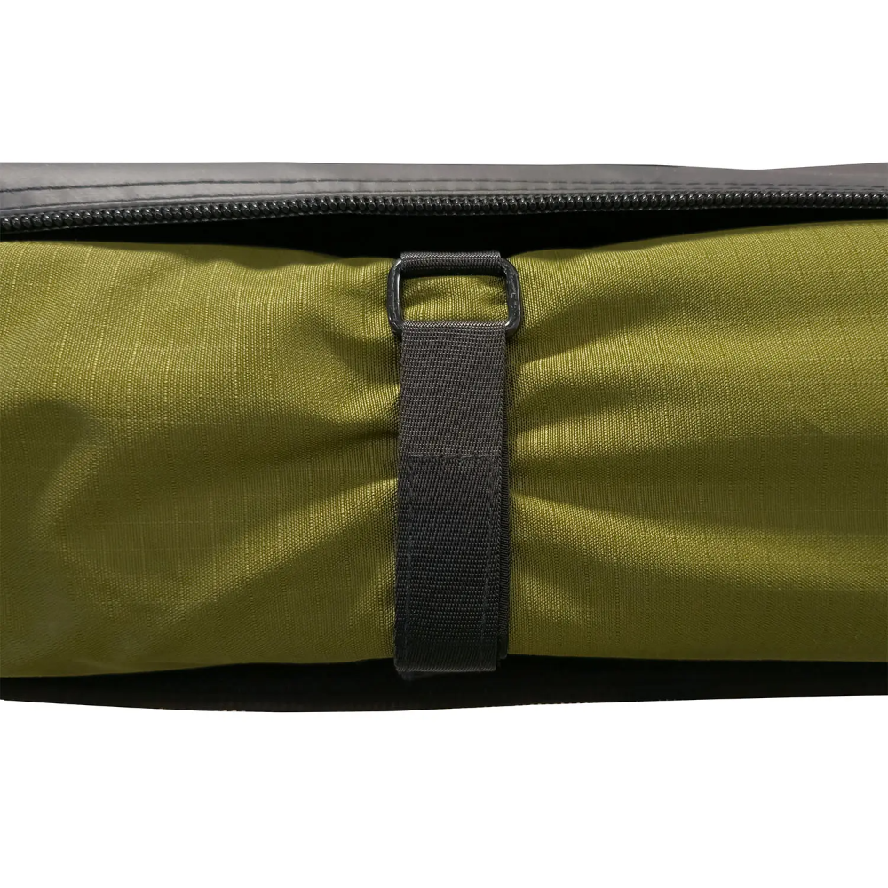 23Zero Bushman Car Awning & Rooms