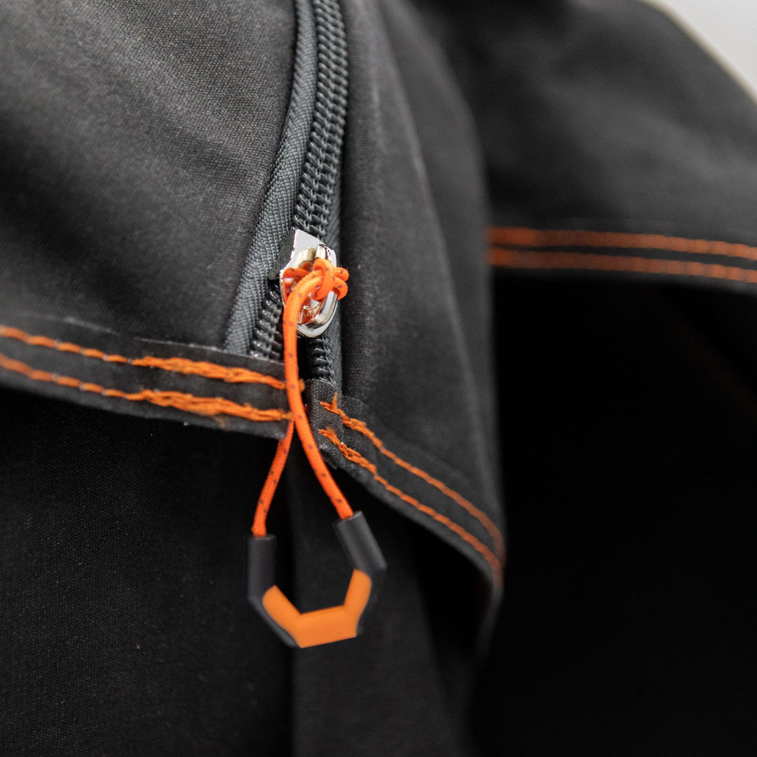 23Zero Dirty Gear Bag (Fits Up To 35″ Tire)