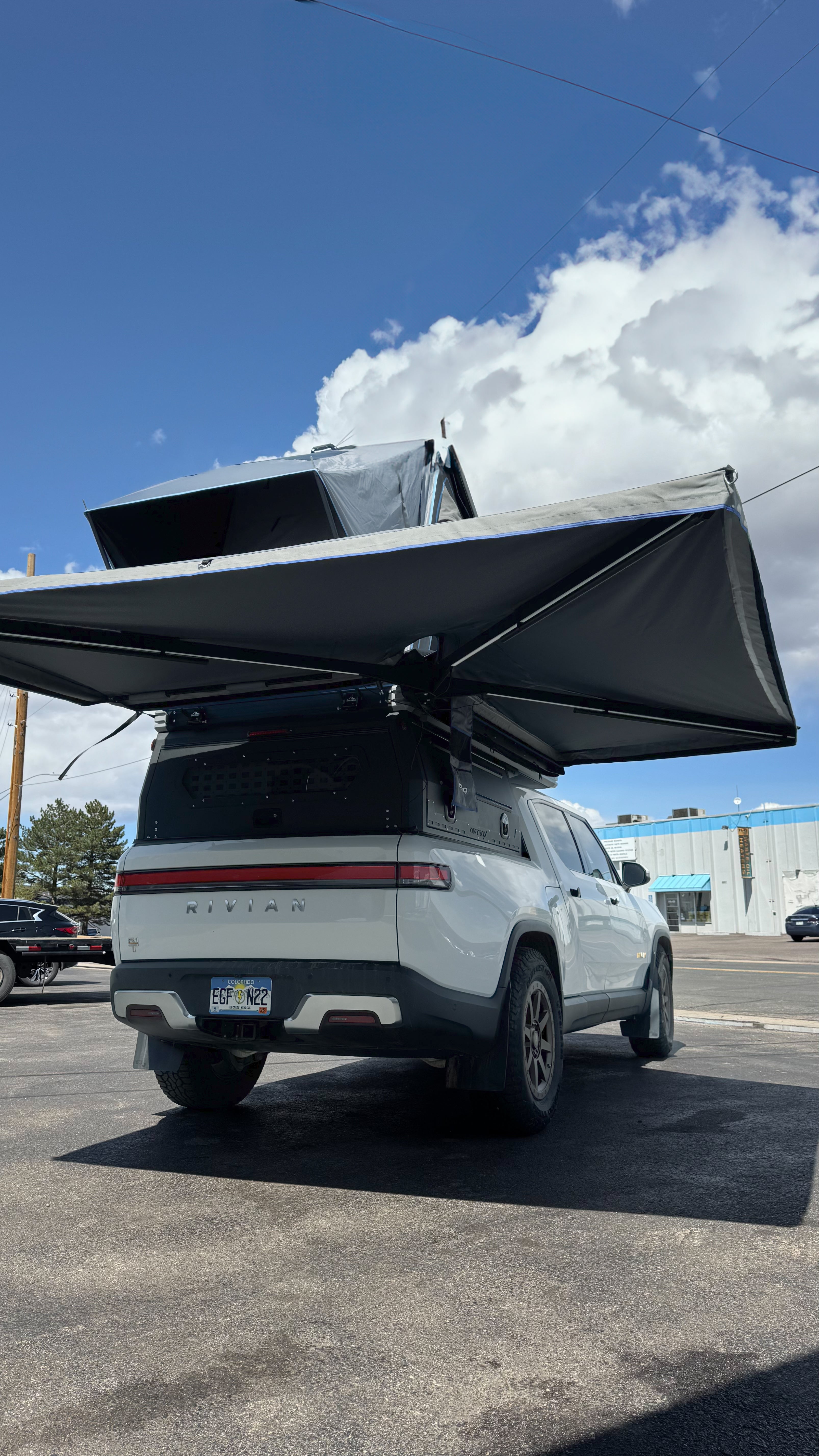Dirtbox Overland Free Standing 270-Degree Awning – Ultimate