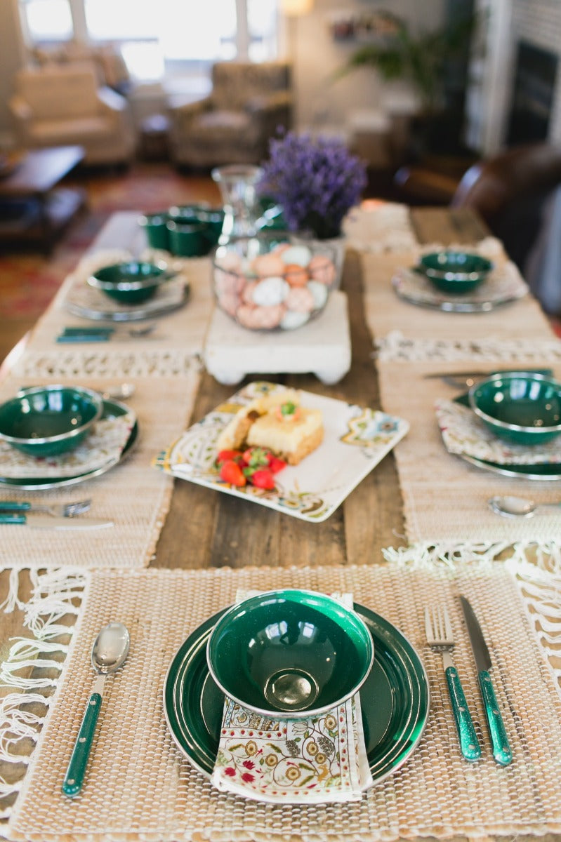 GSI Outdoors Pioneer Enamelware Table Set | 4 Person – Ultimate